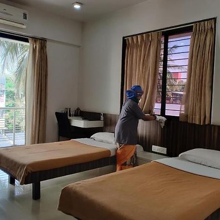 Aashiyana Inn Nashik Eksteriør billede
