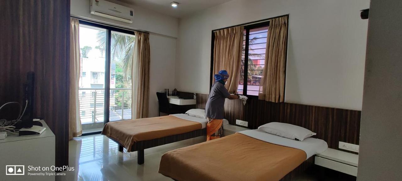 Aashiyana Inn Nashik Eksteriør billede