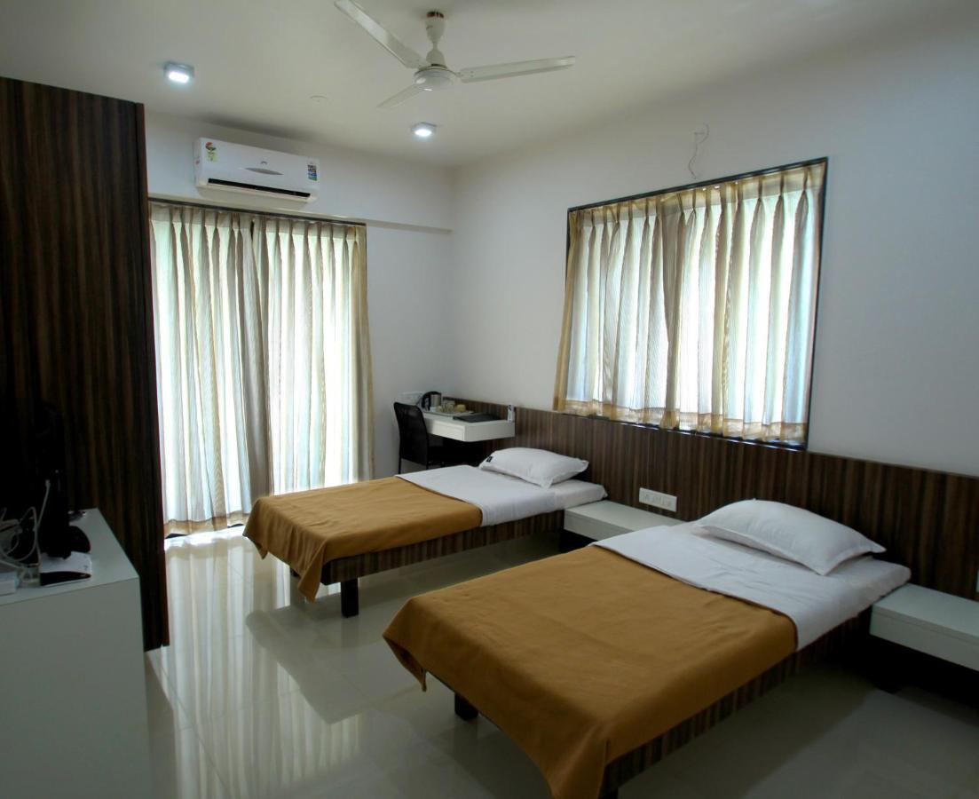 Aashiyana Inn Nashik Eksteriør billede